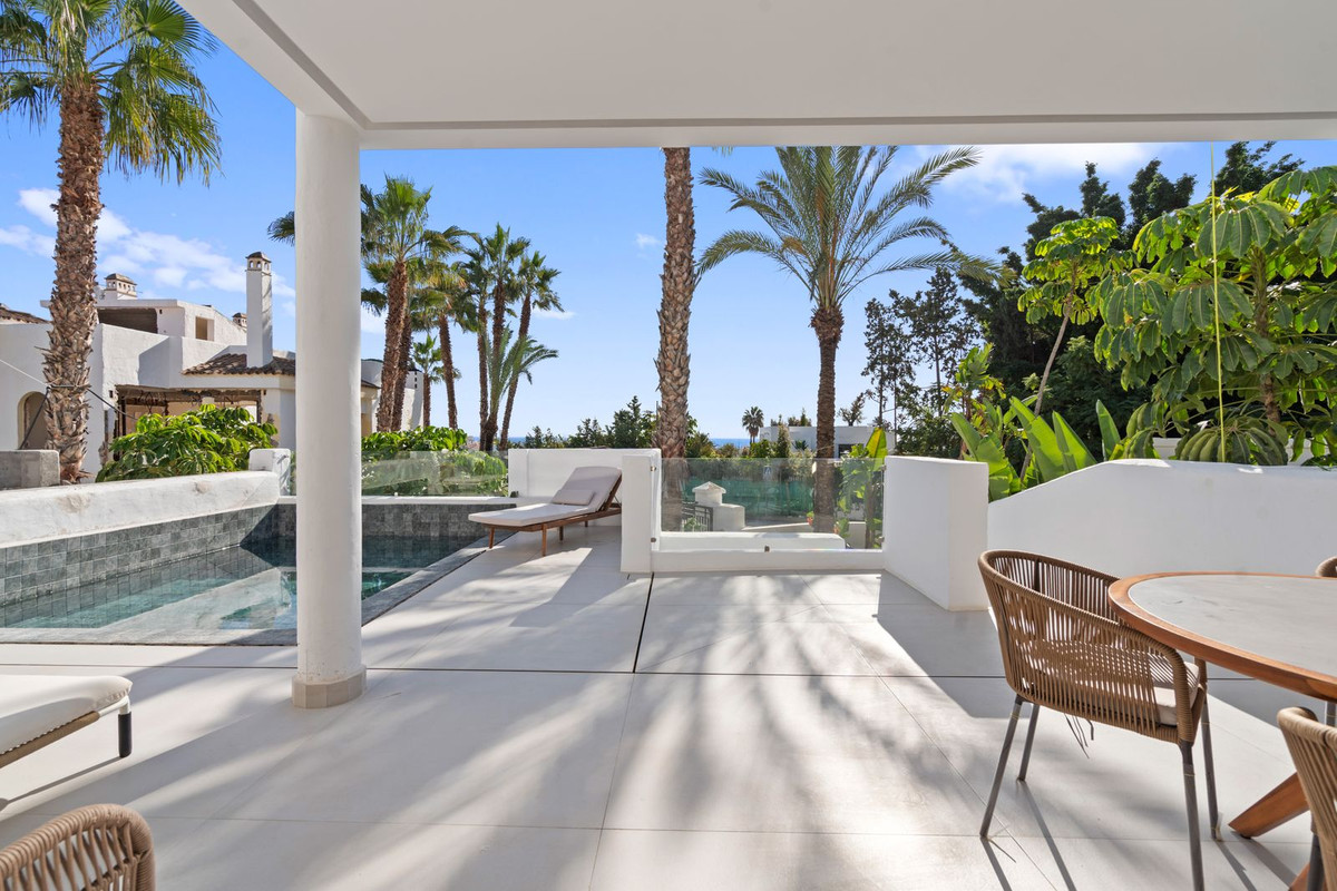 4 Bedroom Apartment for Sale in El Paraiso — 5