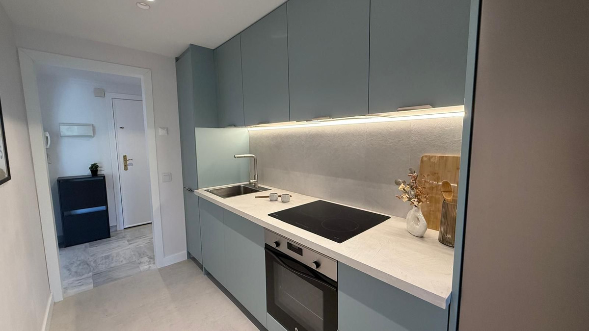 2 Bedroom Apartment for Sale in Nueva Andalucía — 9