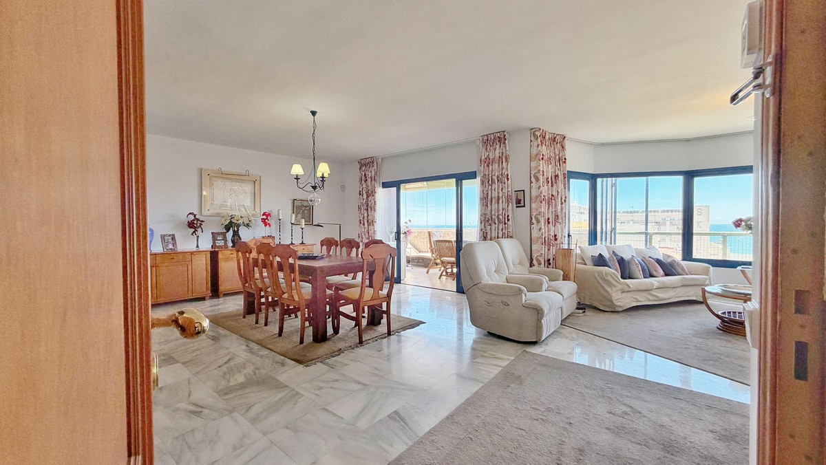 4 Bedroom Apartment for Sale in Marbella — 3