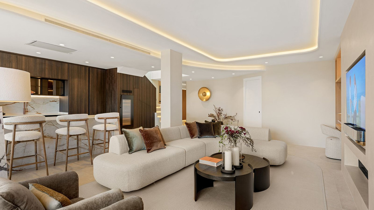 3 Bedroom Apartment for Sale in New Golden Mile — 4