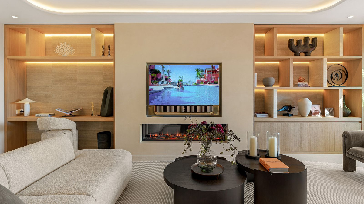 3 Bedroom Apartment for Sale in New Golden Mile — 8
