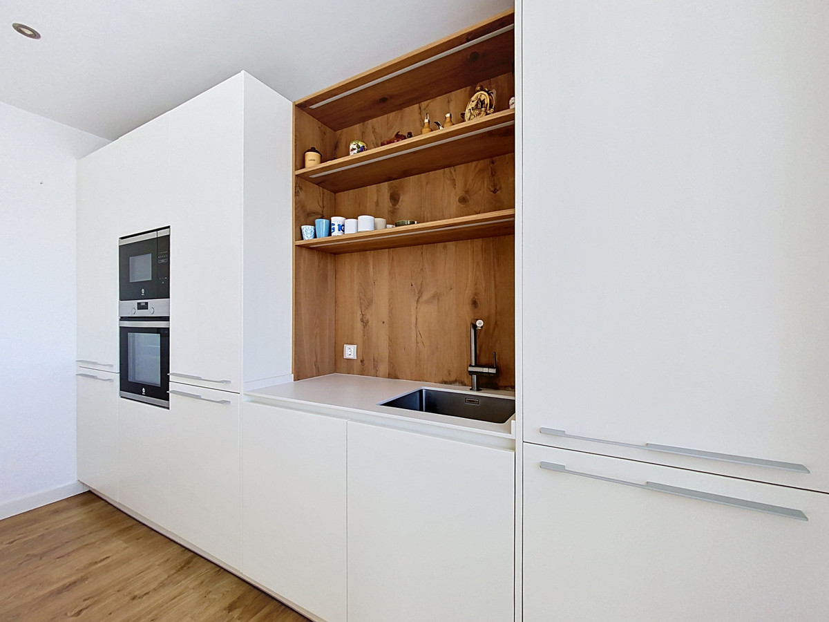 2 Bedroom Apartment for Sale in Estepona — view 13