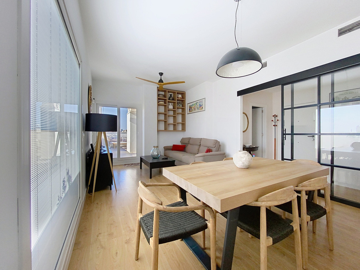 2 Bedroom Apartment for Sale in Estepona — view 15