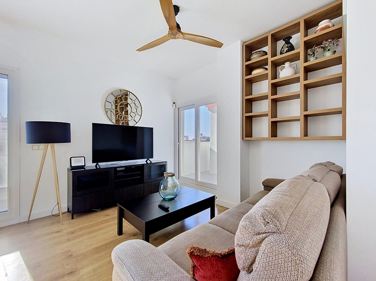 2 Bedroom Apartment for Sale in Estepona — view 17