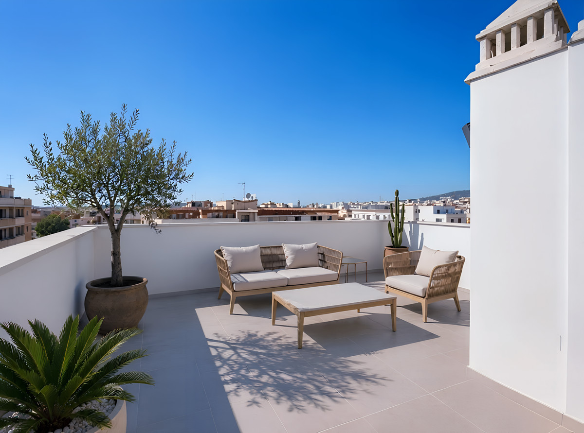 2 Bedroom Apartment for Sale in Estepona — view 19