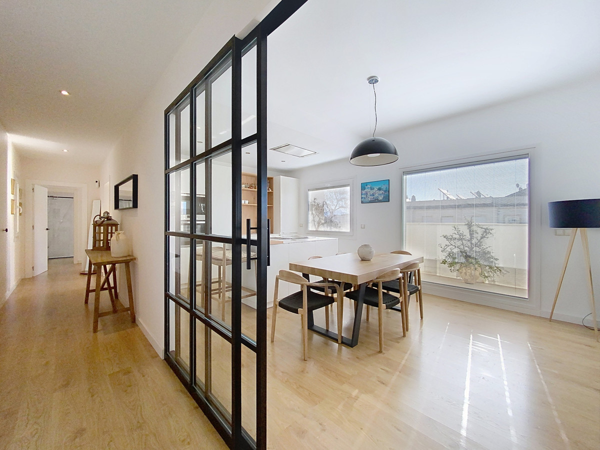 2 Bedroom Apartment for Sale in Estepona — 4