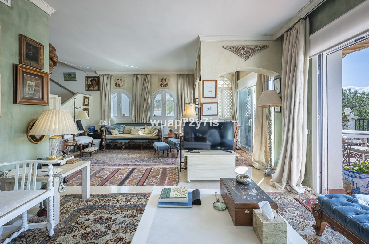4 Bedroom Villa for Sale in La Quinta — 8