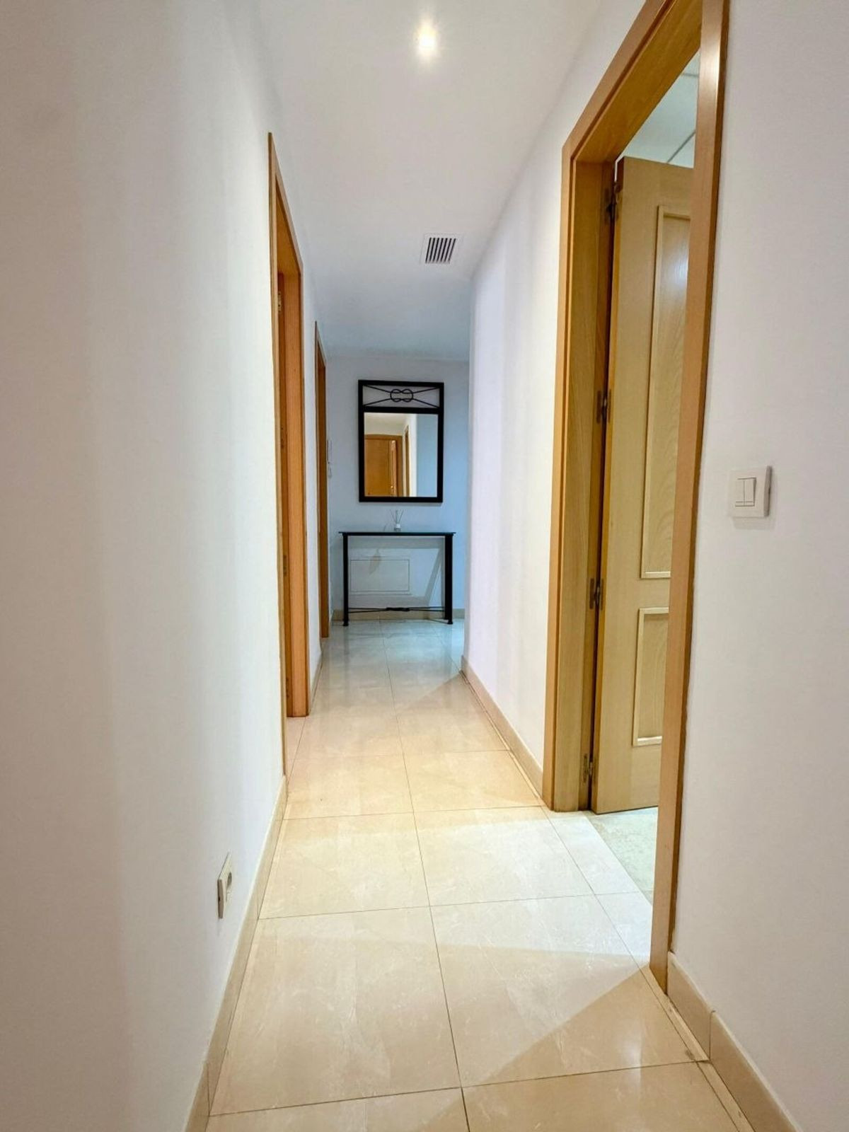 2 Bedroom Apartment for Sale in Estepona — 7