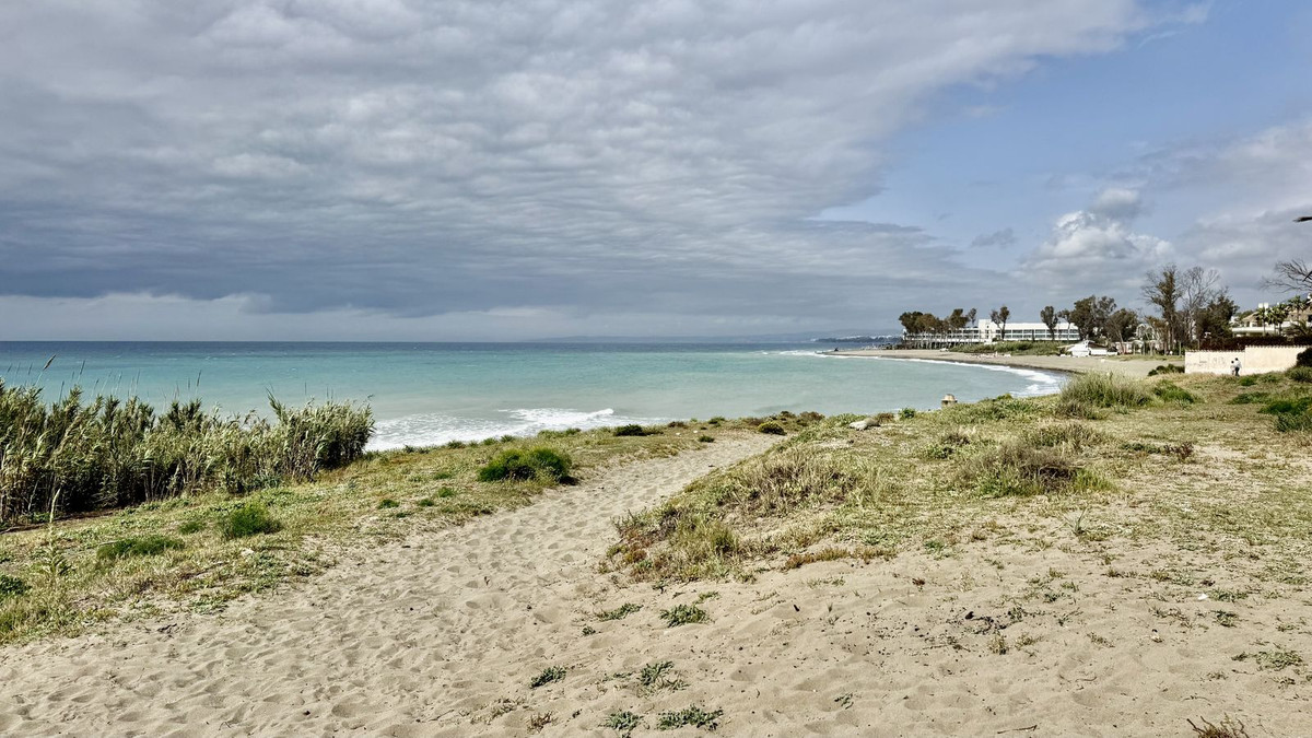 5 Bedroom Villa for Sale in Cancelada — 2