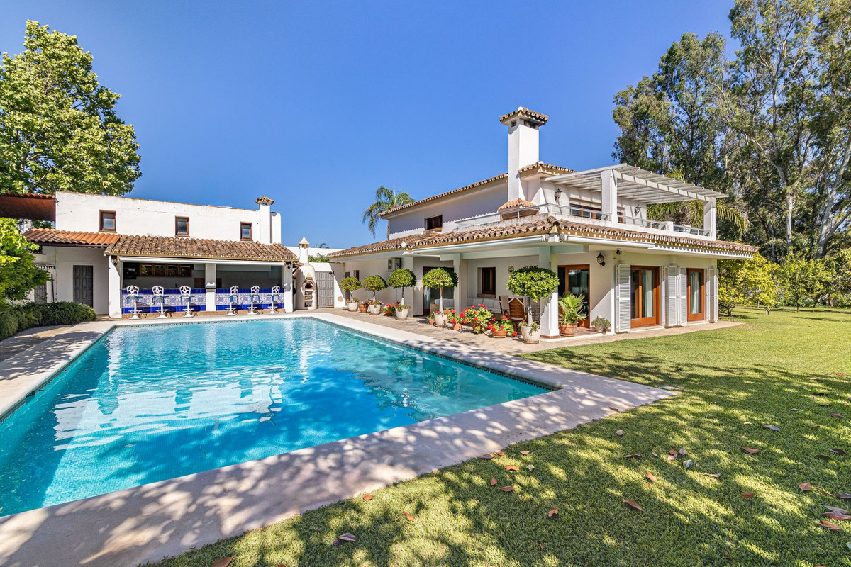 5 Bedroom Villa for Sale in Cancelada — 3