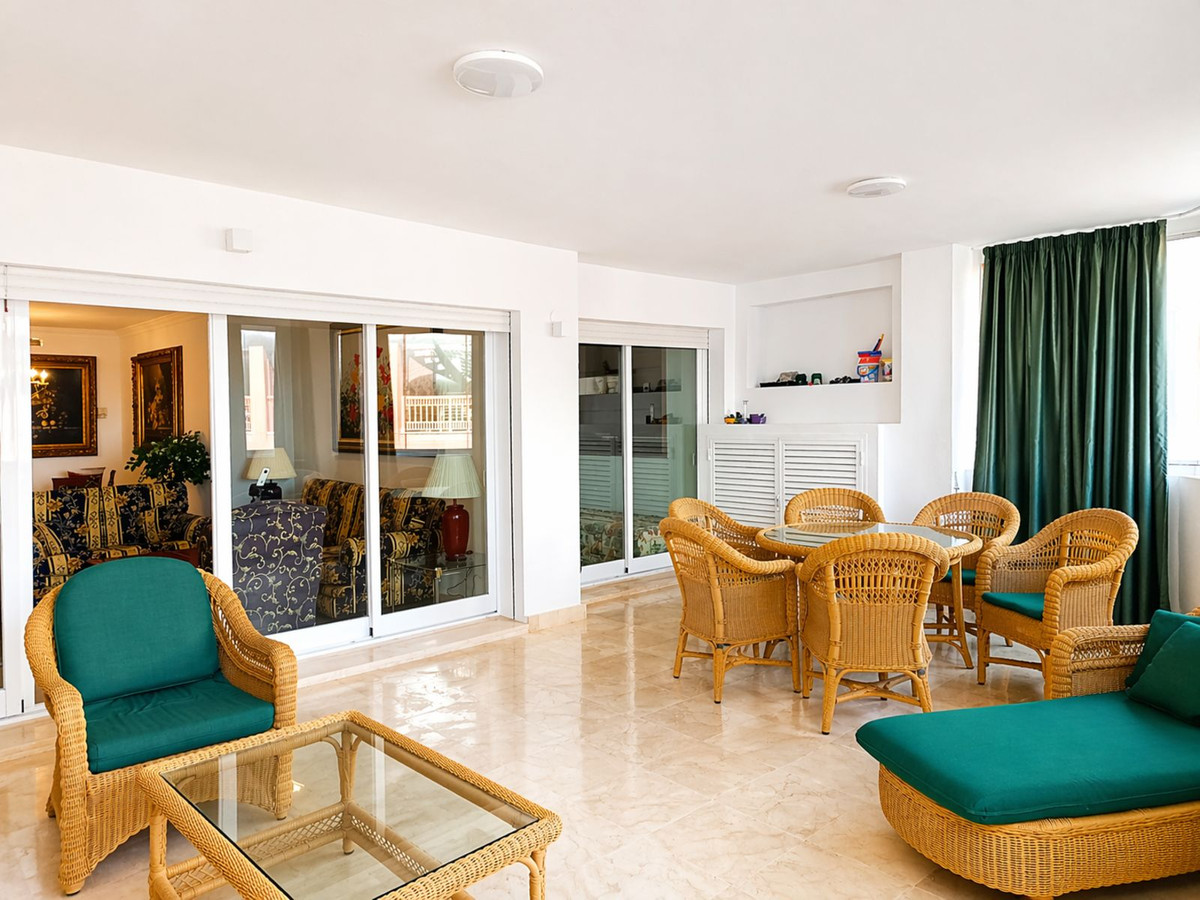 3 Bedroom Apartment for Sale in Marbella — 2