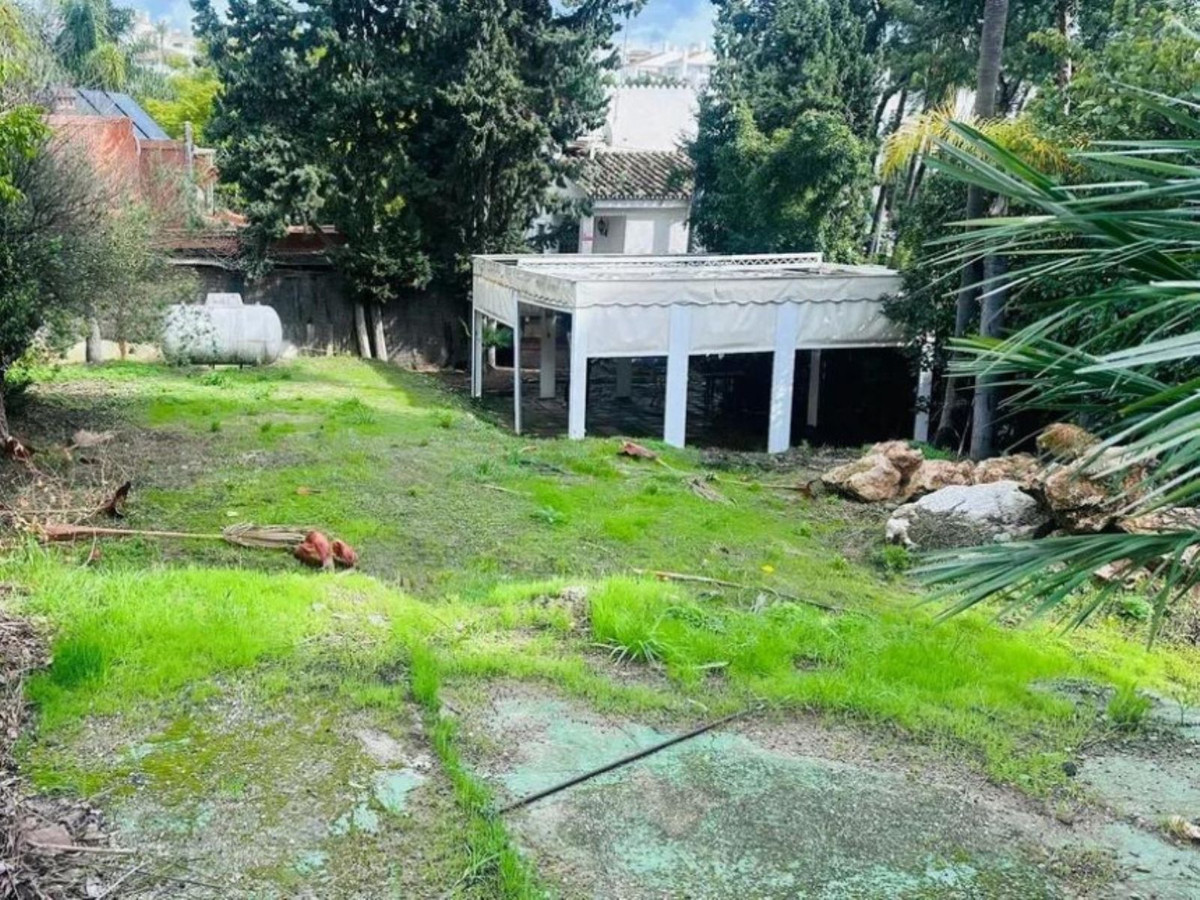 Plot for Sale in Nueva Andalucía — 3