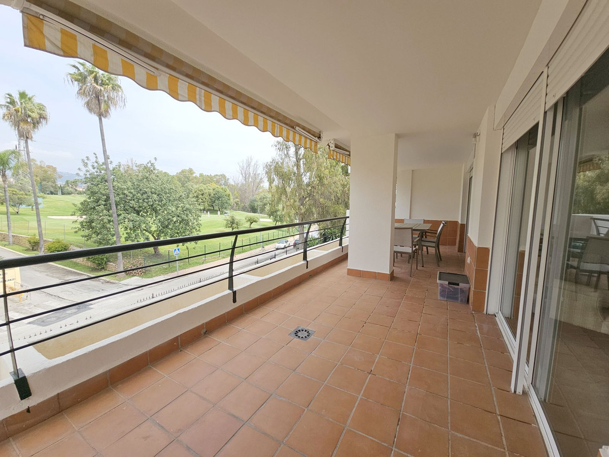 3 Bedroom Apartment for Sale in Guadalmina Alta — 4