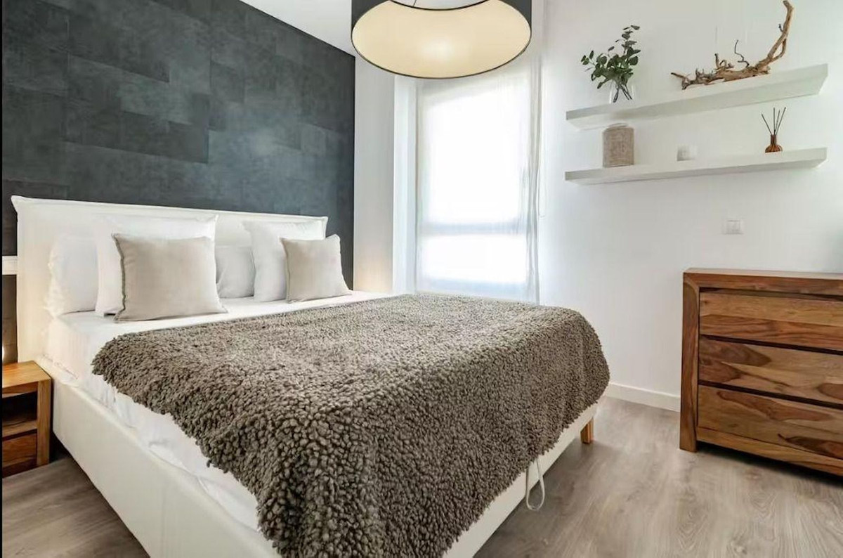 3 Bedroom Apartment for Sale in Nueva Andalucía — 7