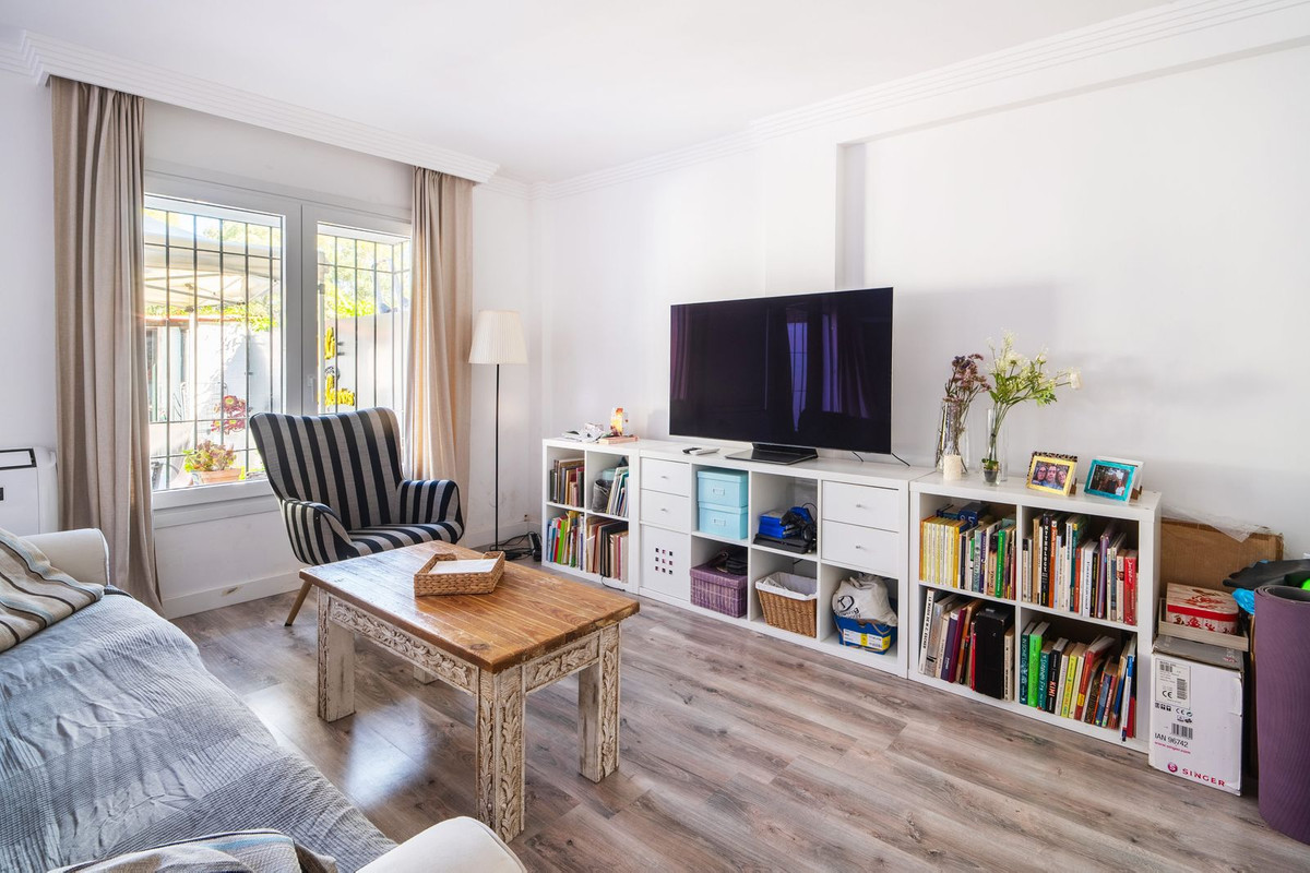 4 Bedroom Villa for Sale in Atalaya — 3