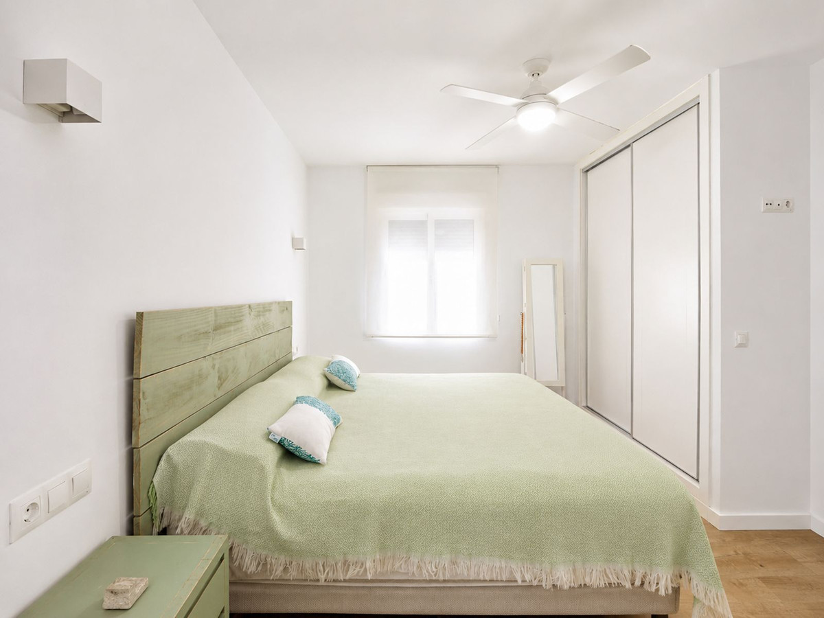 2 Bedroom Apartment for Sale in San Pedro de Alcántara — view 11