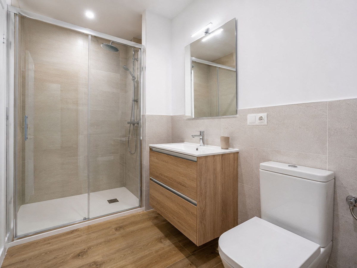 2 Bedroom Apartment for Sale in San Pedro de Alcántara — 3