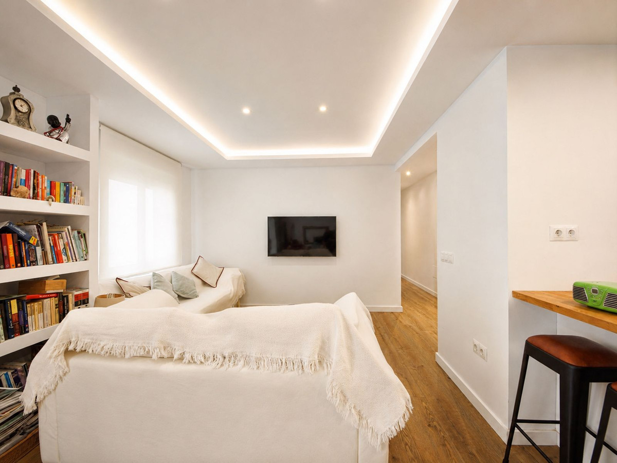 2 Bedroom Apartment for Sale in San Pedro de Alcántara — 7