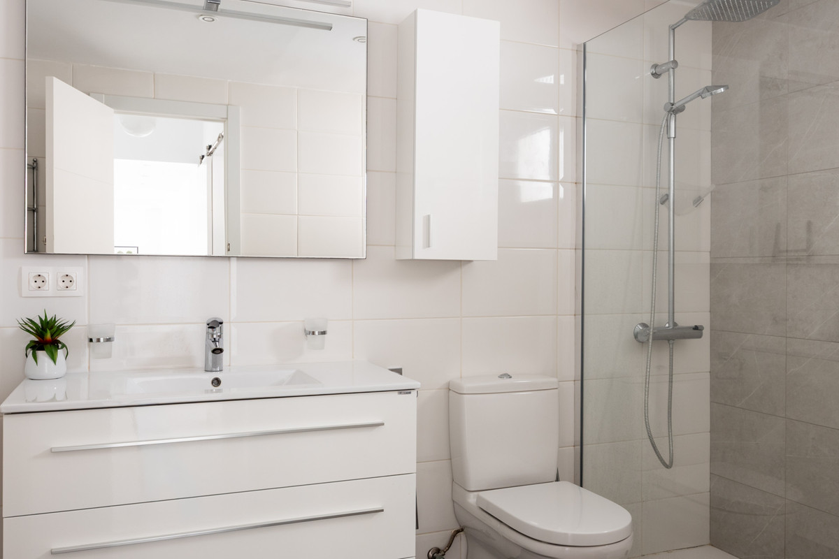 4 Bedroom Apartment for Sale in Nueva Andalucía — view 12