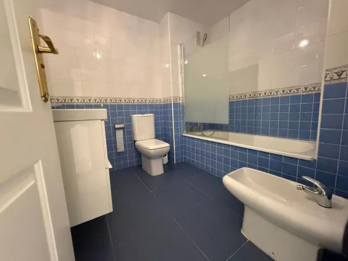 2 Bedroom Apartment for Sale in Marbella — 2