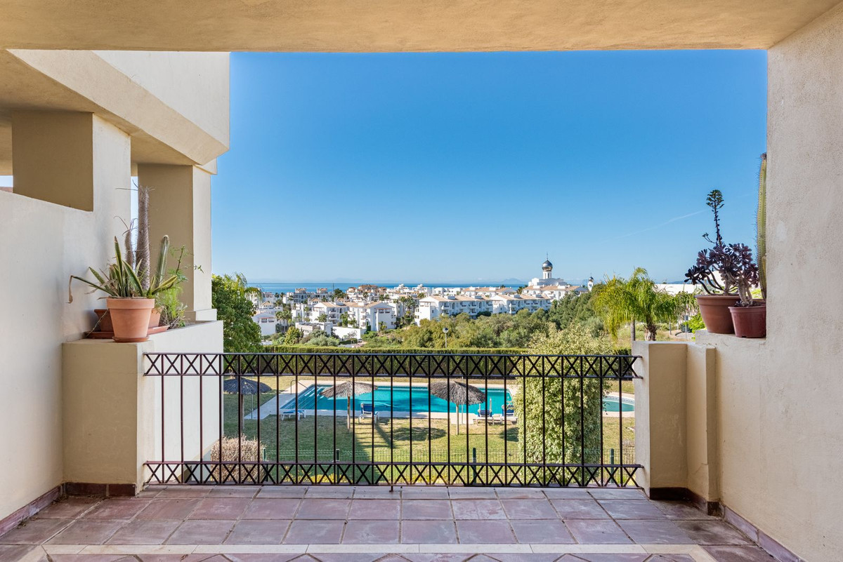 3 Bedroom Apartment for Sale in Selwo