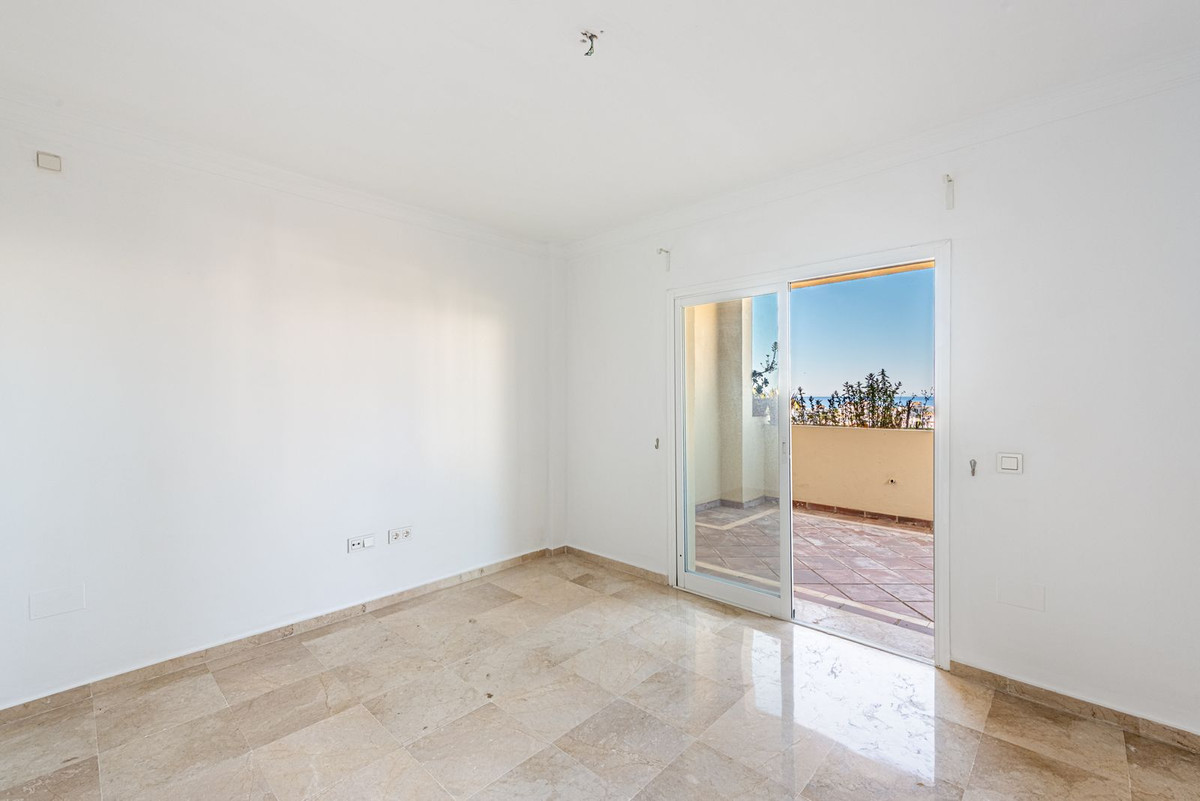 3 Bedroom Apartment for Sale in Selwo — view 13