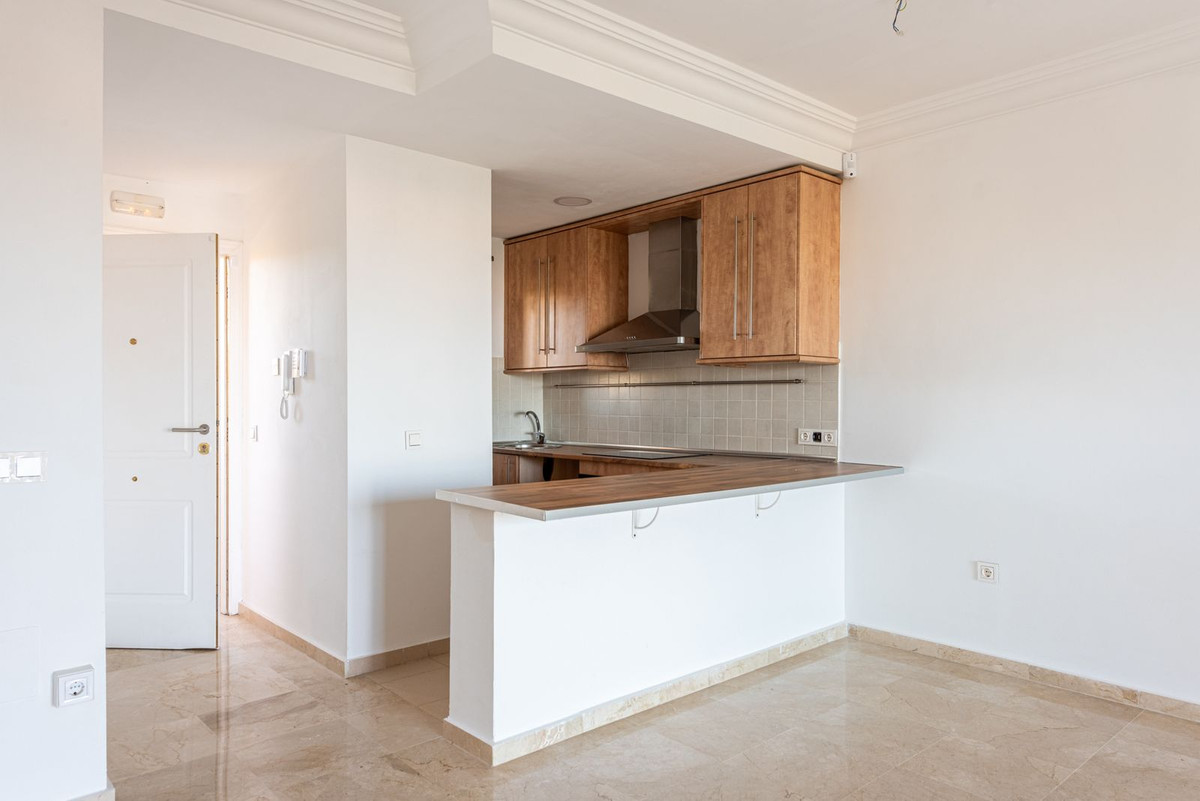 3 Bedroom Apartment for Sale in Selwo — 7