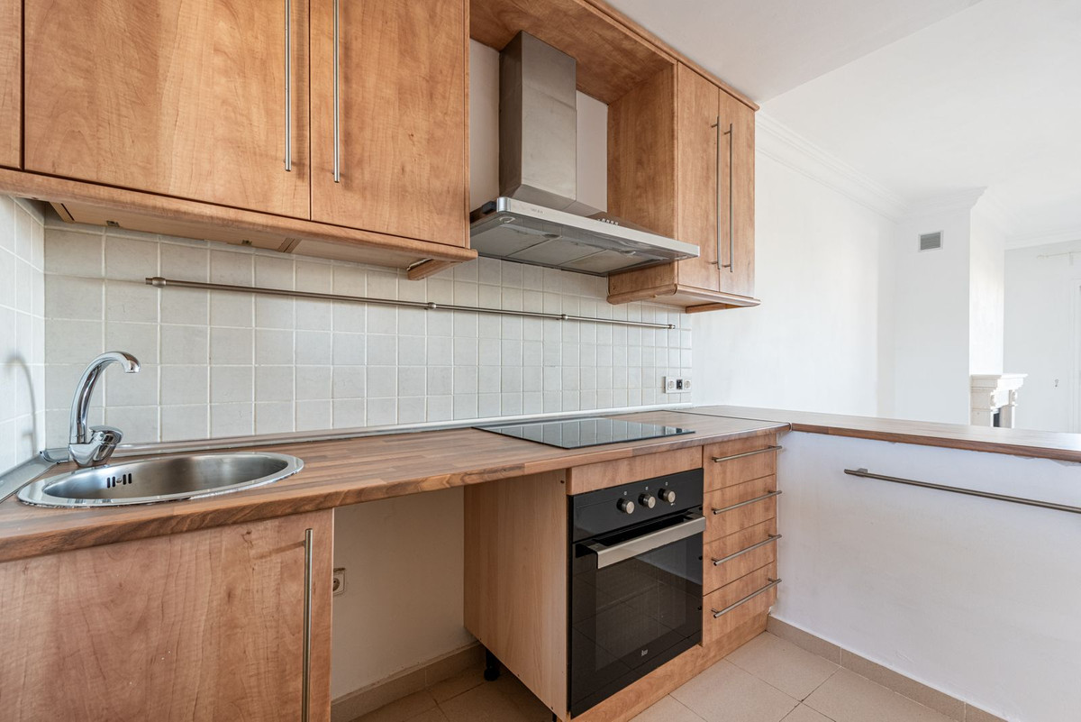 3 Bedroom Apartment for Sale in Selwo — 9