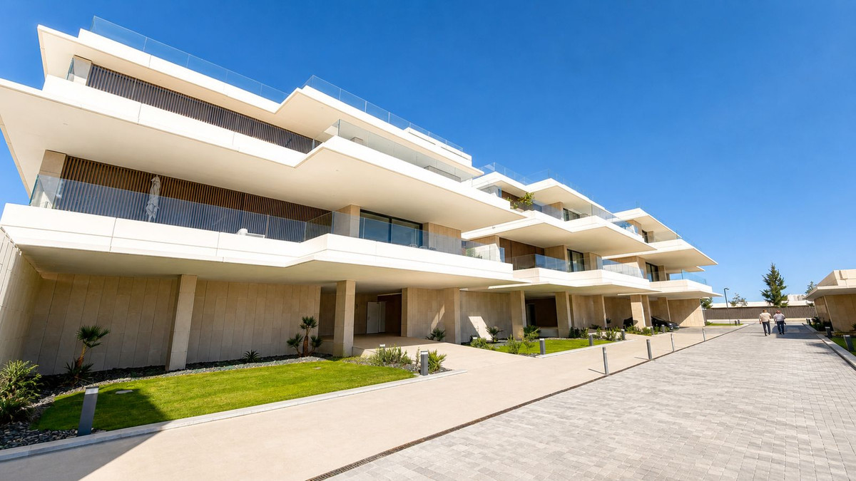 4 Bedroom Apartment for Sale in La Quinta — 3