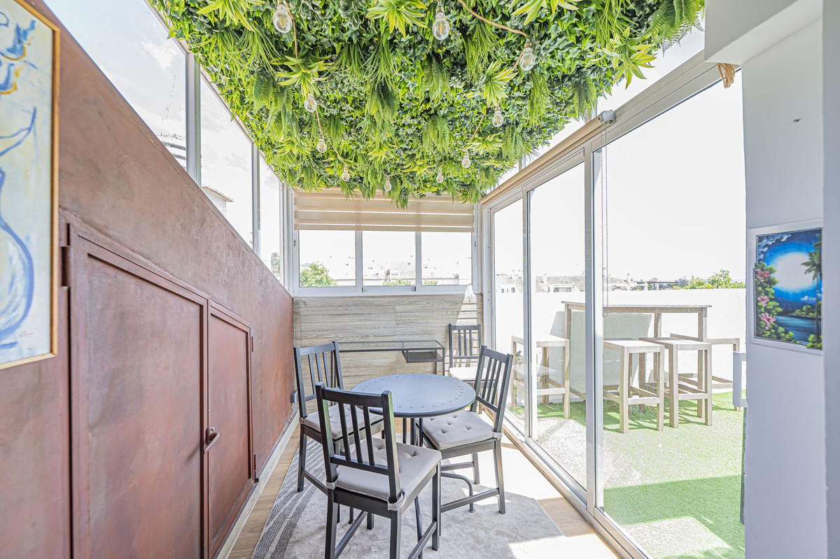 1 Bedroom Apartment for Sale in The Golden Mile — 6
