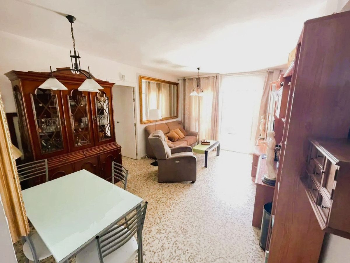 3 Bedroom Apartment for Sale in Marbella — 6