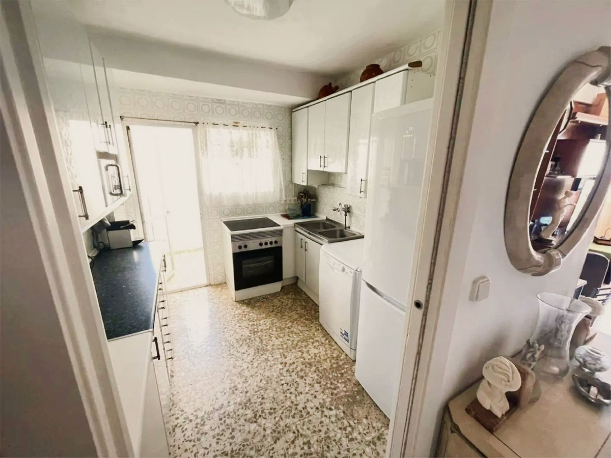 3 Bedroom Apartment for Sale in Marbella — 8