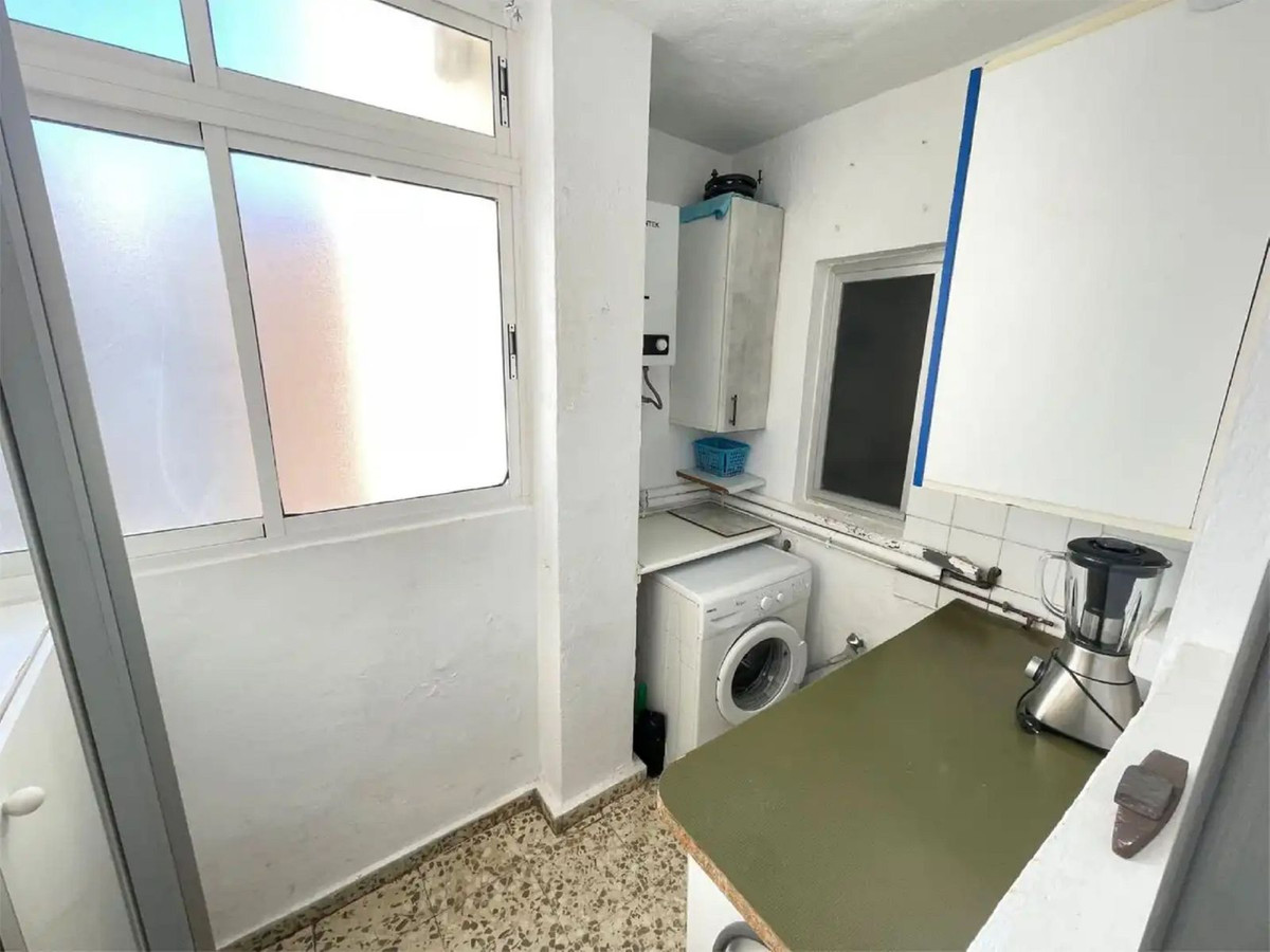 3 Bedroom Apartment for Sale in Marbella — view 10