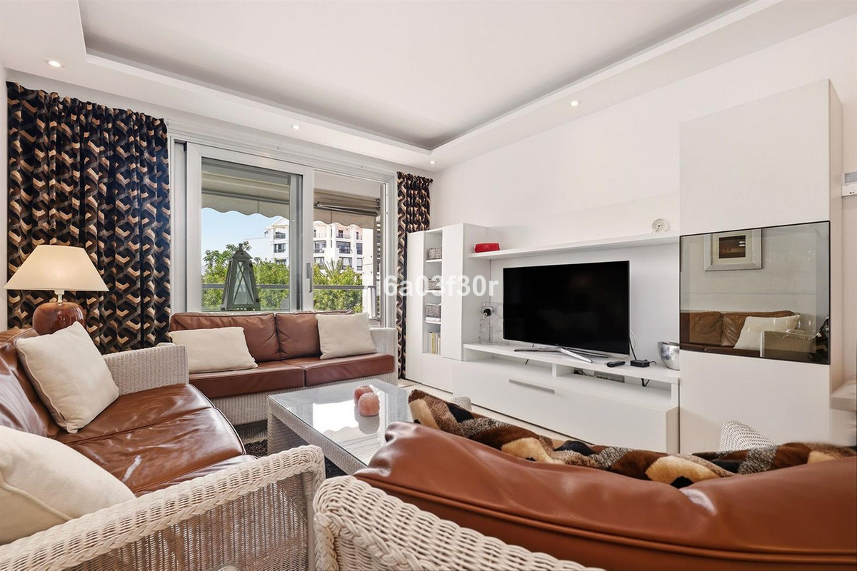 3 Bedroom Apartment for Sale in San Pedro de Alcántara — 5