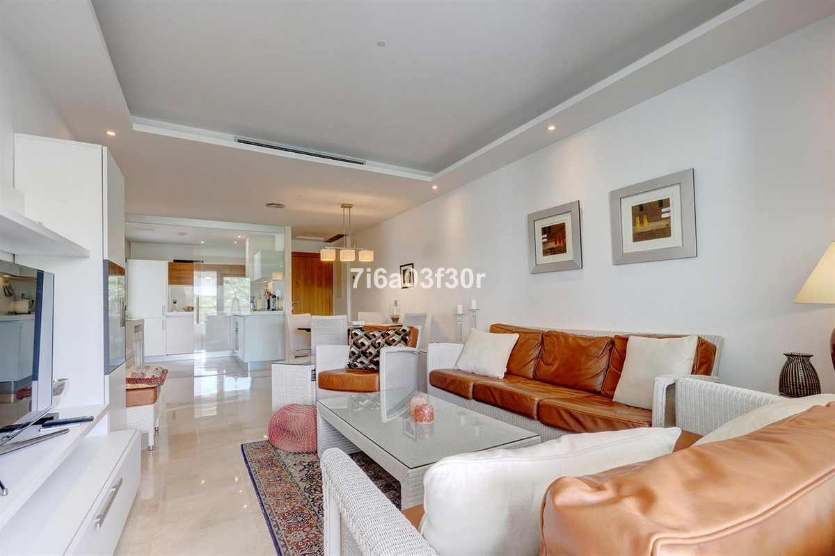 3 Bedroom Apartment for Sale in San Pedro de Alcántara — 7