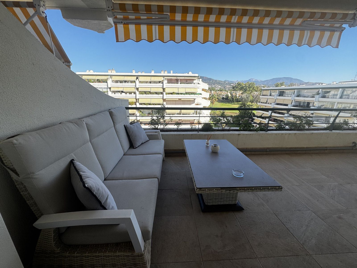 3 Bedroom Apartment for Sale in Guadalmina Alta — 8