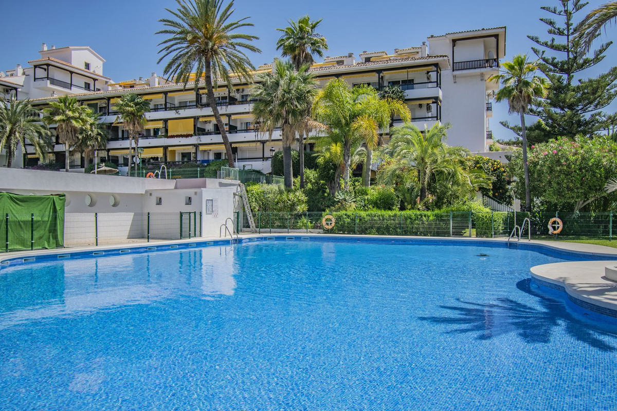 1 Bedroom Apartment for Sale in The Golden Mile — 7