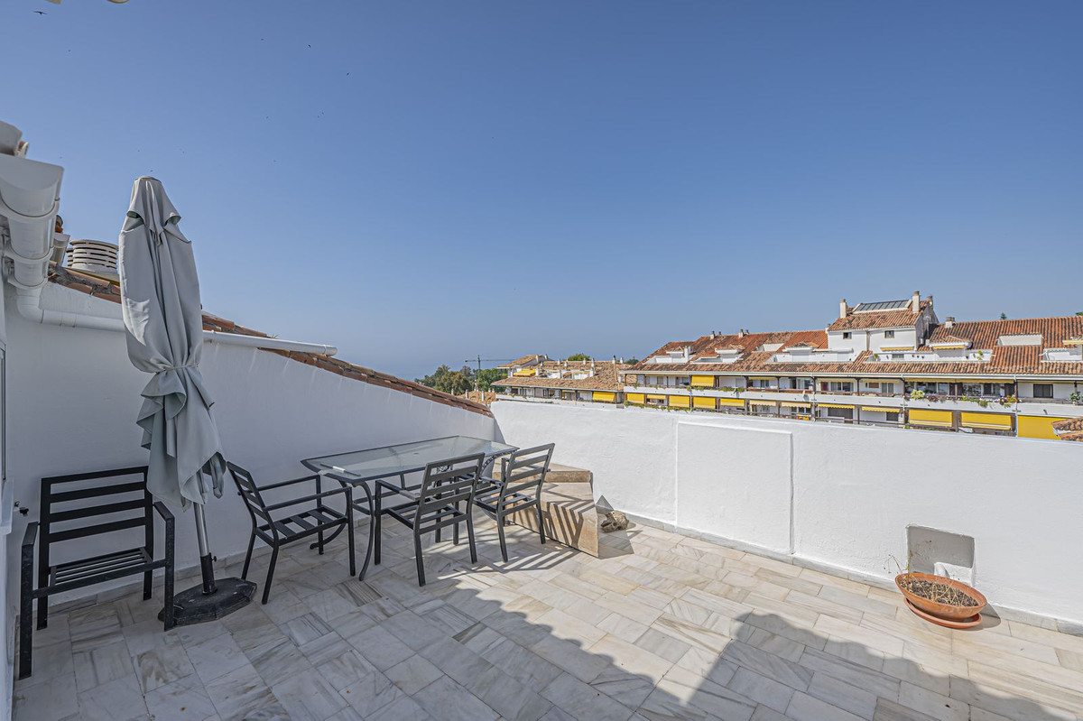 1 Bedroom Apartment for Sale in The Golden Mile — 8