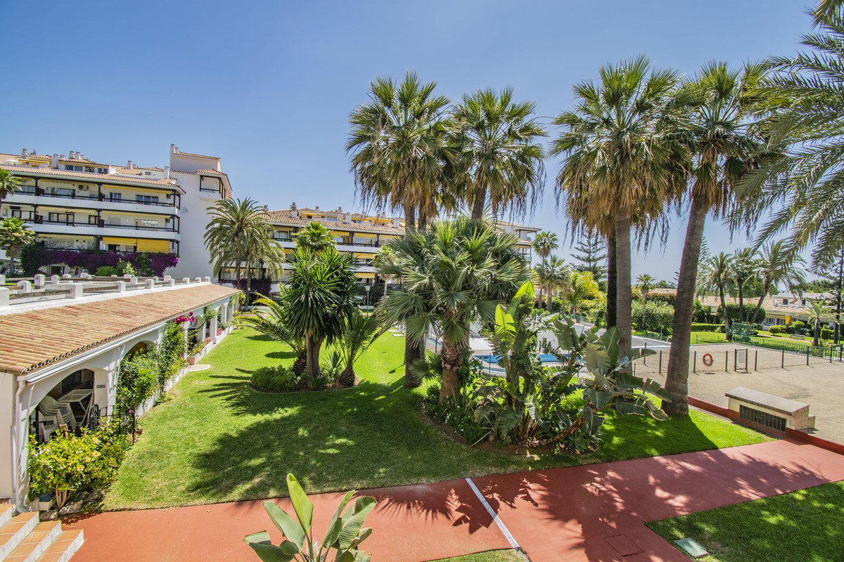1 Bedroom Apartment for Sale in The Golden Mile — 9
