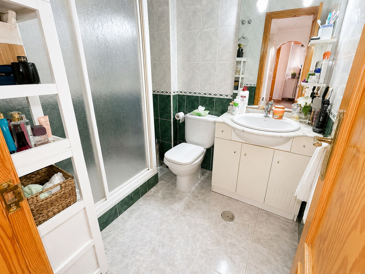 3 Dormitorios Apartamento en Venta en Estepona — view 2