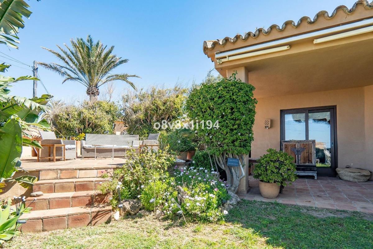 2 Bedroom Villa for Sale in Marbella — 3