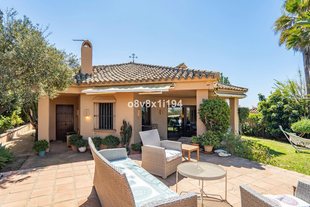 2 Bedroom Villa for Sale in Marbella — 6