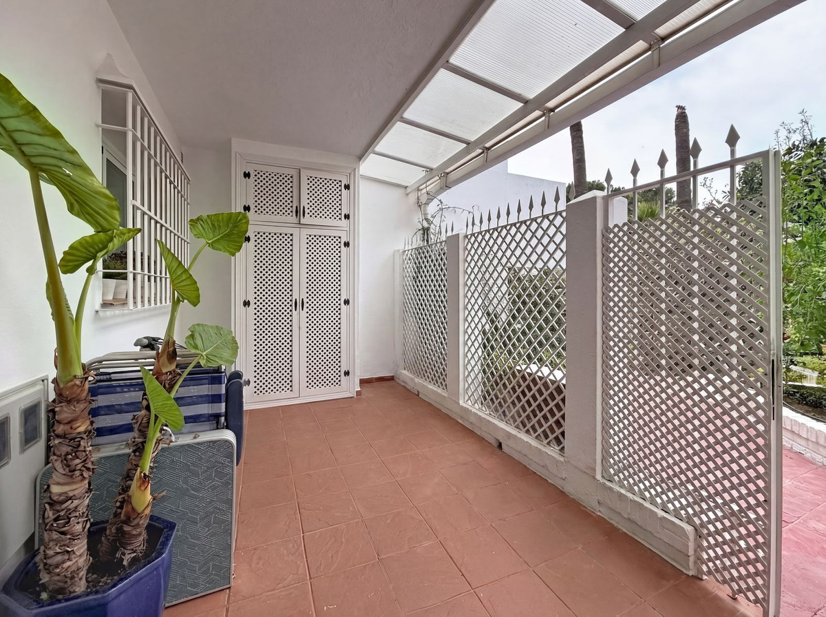 4 Bedroom Villa for Sale in Nagüeles — 6