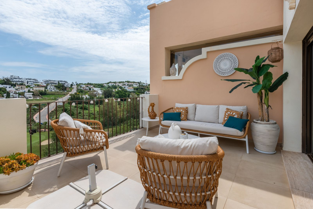 3 Bedroom Apartment for Sale in Estepona — view 19