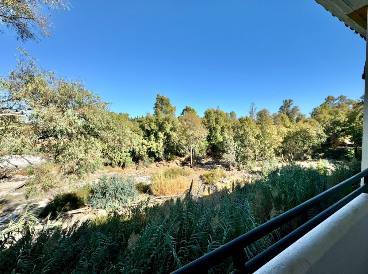 3 Bedroom Apartment for Sale in Guadalmina Baja — 7
