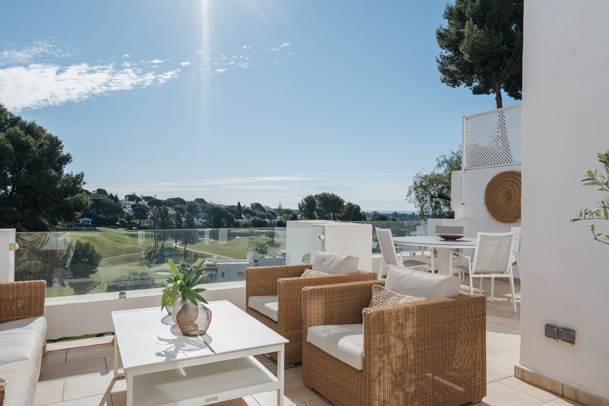 2 Bedroom Apartment for Sale in Nueva Andalucía