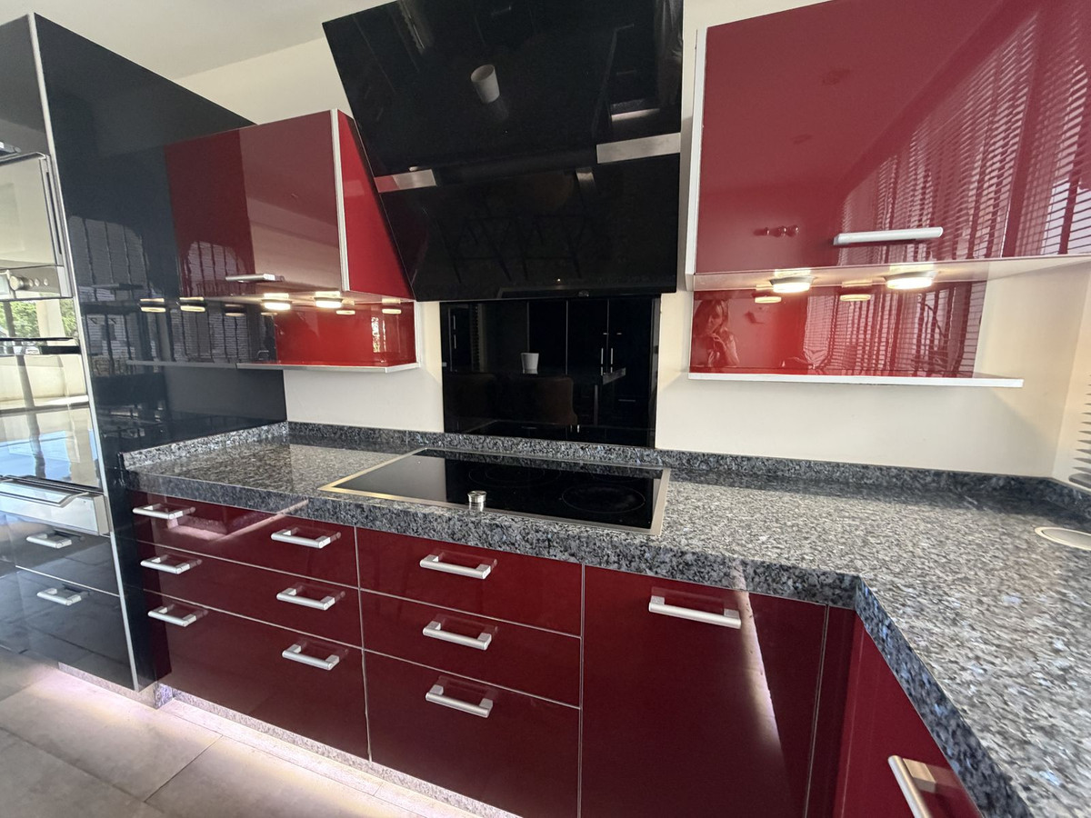 3 Bedroom Apartment for Sale in El Presidente — view 12