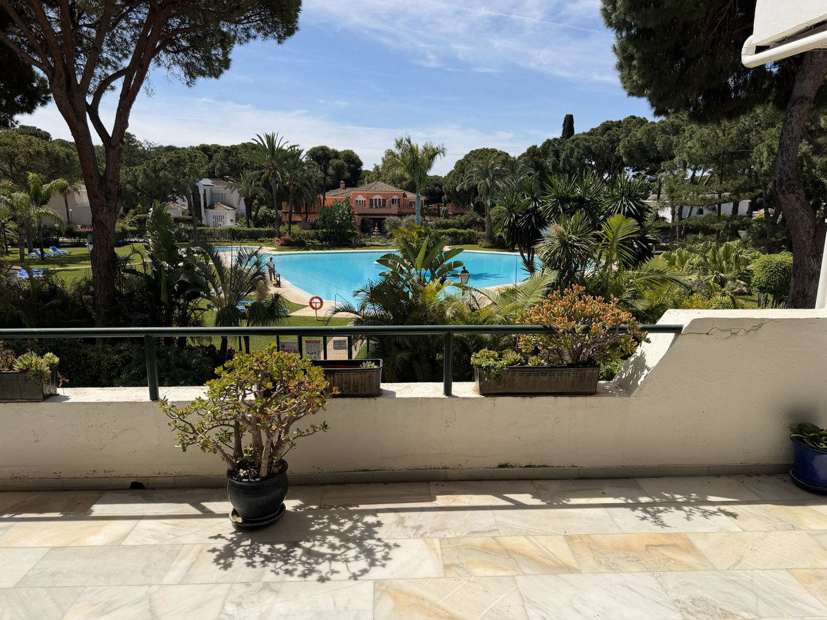 3 Bedroom Apartment for Sale in El Presidente — 4