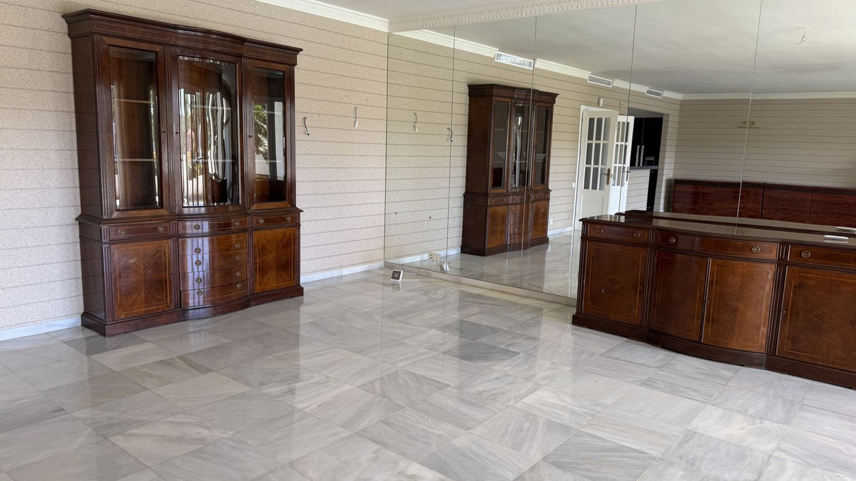 3 Bedroom Apartment for Sale in El Presidente — 8