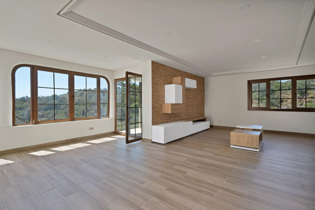 3 Bedroom Villa for Sale in Marbella — view 20